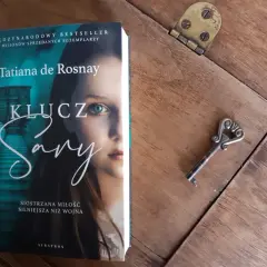 Zabawa w klucz - wstrząsające opowiadanie o dziecku w czasie wojny
