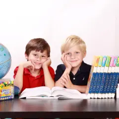 Specjalne potrzeby edukacyjne co to? Zrozumienie i wsparcie uczniów