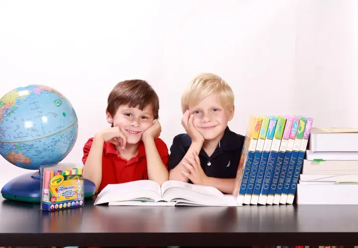Specjalne potrzeby edukacyjne co to? Zrozumienie i wsparcie uczniów