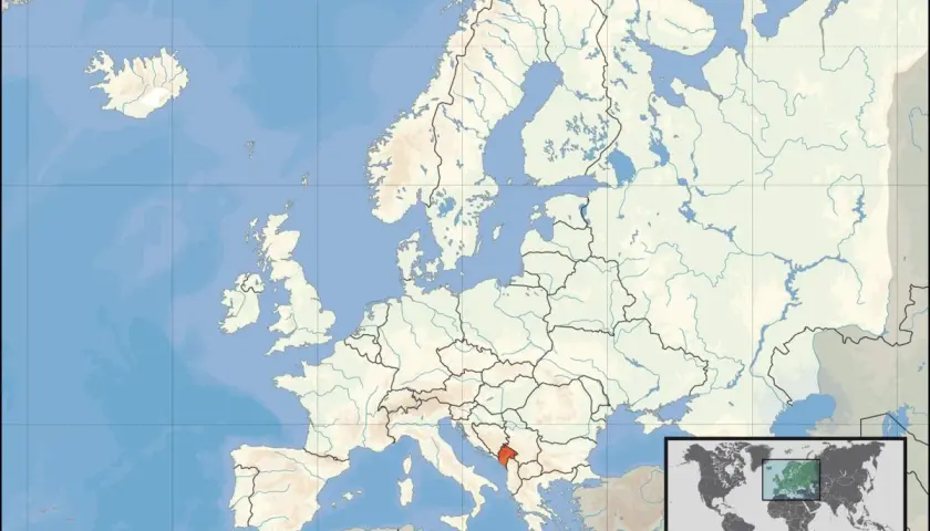 Mapa Europy z zaznaczonym Kosowem, najmłodszym państwem Europy.