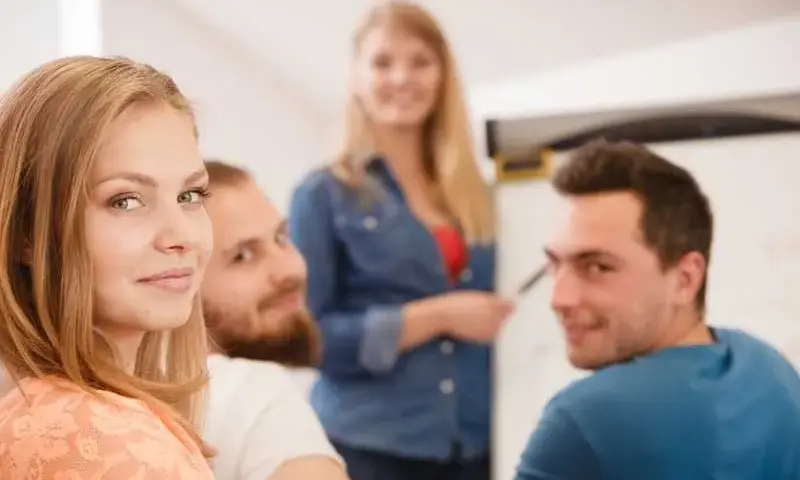 Jak założyć firmę edukacyjną i uniknąć najczęstszych błędów