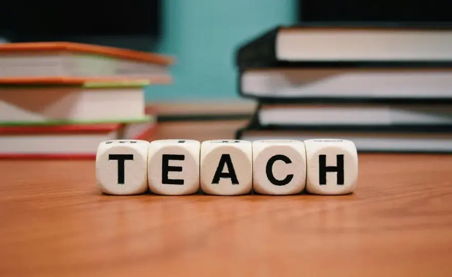 Kolejność wprowadzania liter w 1 klasie: klucz do sukcesu dziecka